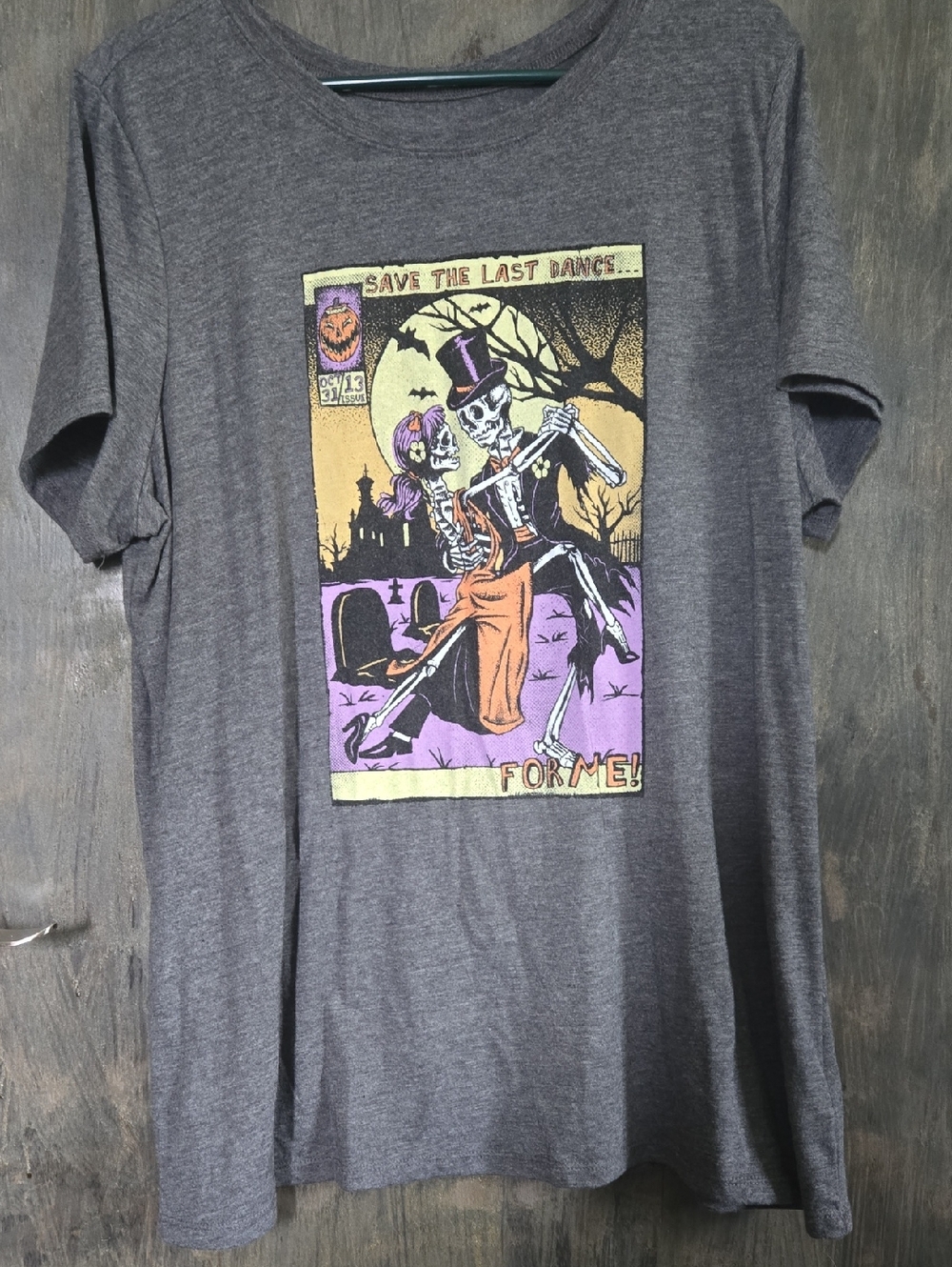 torrid Gray Short Sleeve Tee with Purple & Orange Halloween Skeleton Graphic